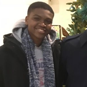 Meet your Posher, Gregory